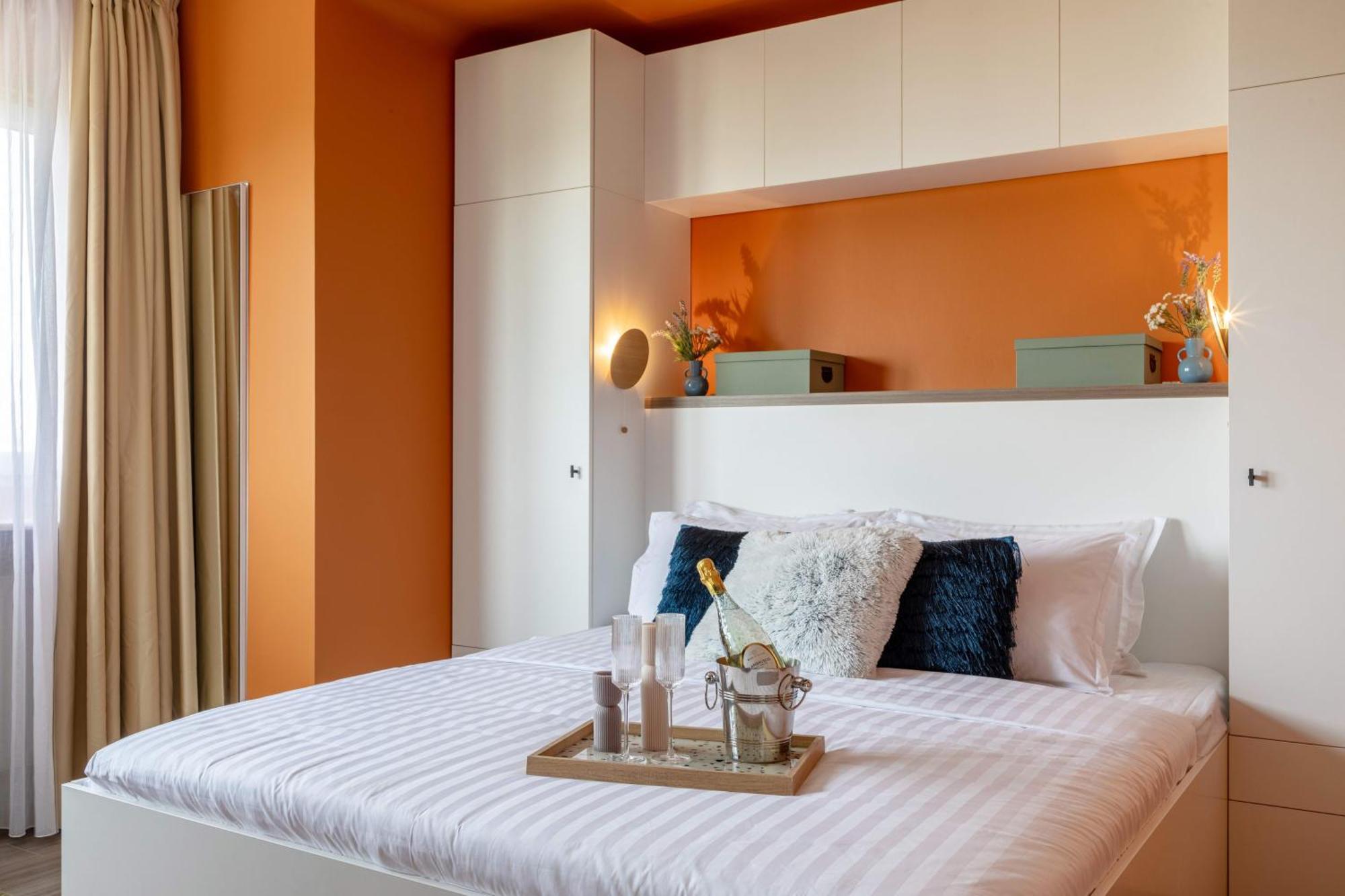 Apartamento Playful & Bright 1Br Near The Faculty Of Law Bucarest Exterior foto