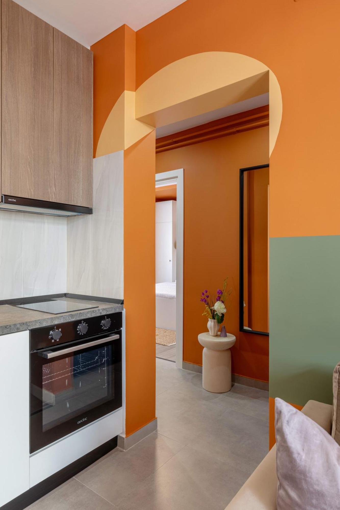 Apartamento Playful & Bright 1Br Near The Faculty Of Law Bucarest Exterior foto